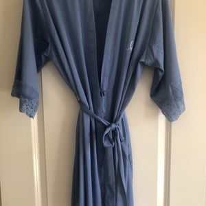 Bridesmaids Robe.